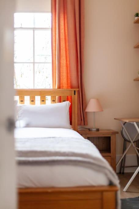 Spacious & Central 3-Bed Flat By Popular Waterloo! Londyn Zewnętrze zdjęcie