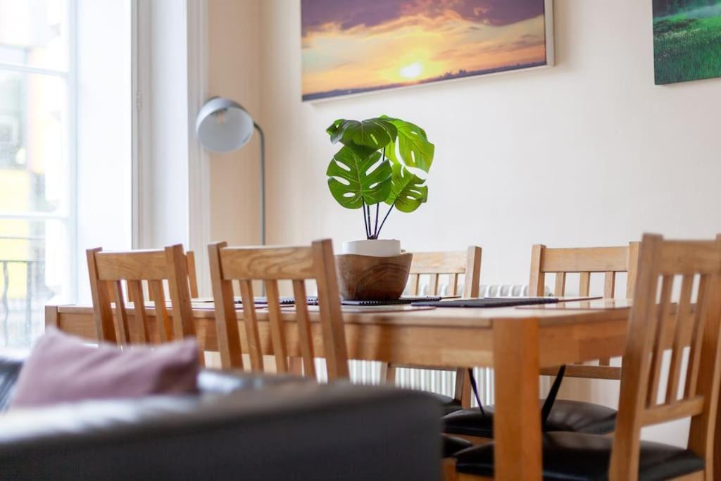 Spacious & Central 3-Bed Flat By Popular Waterloo! Londyn Zewnętrze zdjęcie